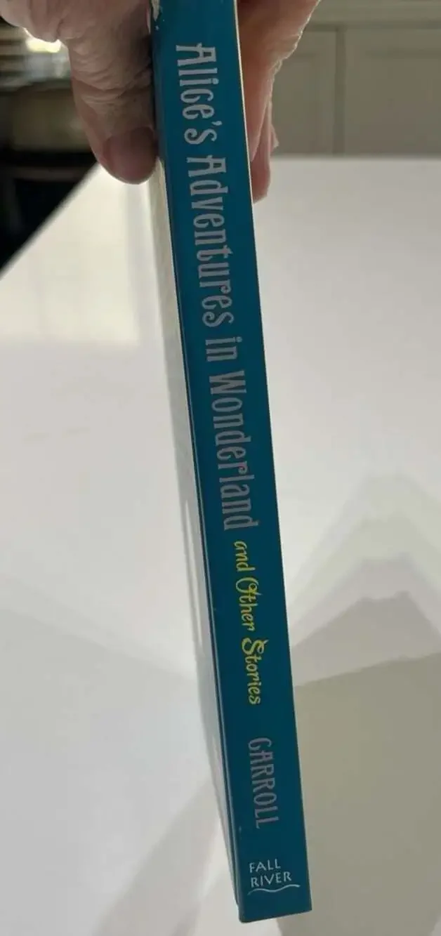 Alice's Adventures in Wonderland Lewis Carroll, Fall River Press 2022 Hardcover